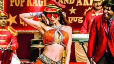 Fashion Khatam Mujhpe